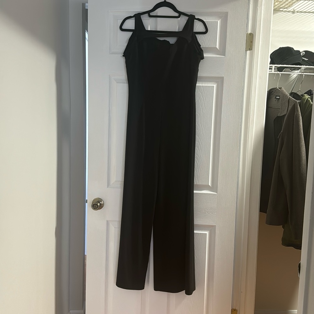 NIGHTWAY/ Women's Black Jumpsuit